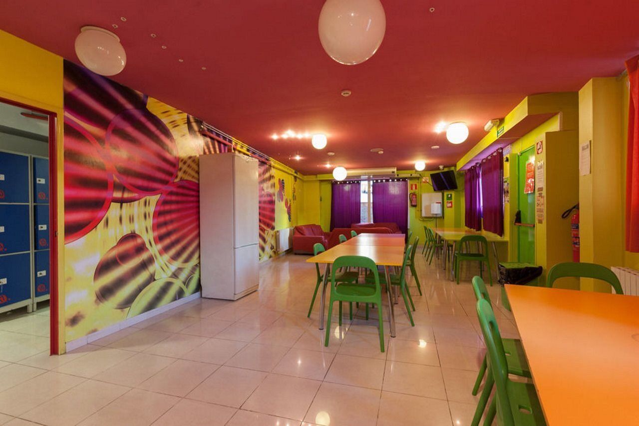 Mellow ECO Hostel Barcelona Exterior foto